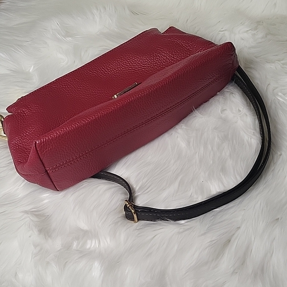 Valentina Red and Black Crossbody Bag with Leather Material and Compact … - Picture 8 of 17